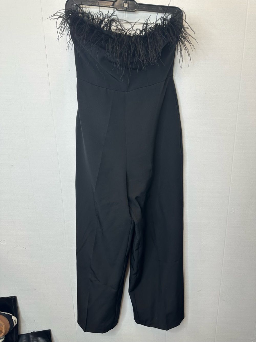 Sam Edelman Size 2 Solid Black Feather Trim Strapless Women's Jumpsuit - Picture 4 of 8